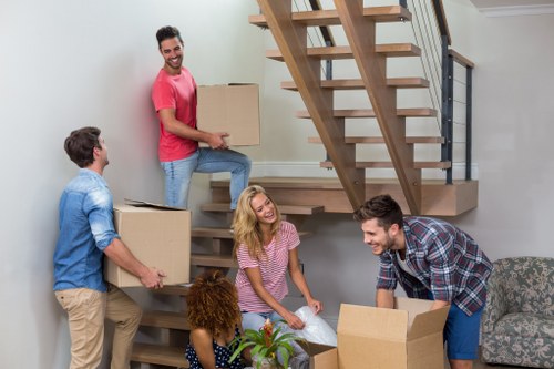 Commercial packing and unpacking support for a Bow workspace