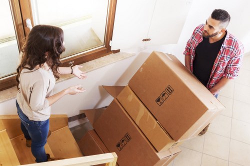 Preparation checklist and boxes for same day removals in Bow